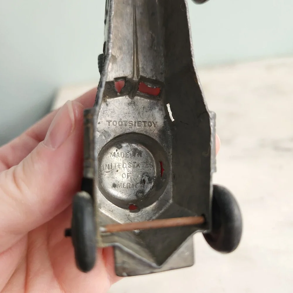 Vintage Tootsietoy US Army Armored Car Diecast Metal Rotating Turret Made in USA